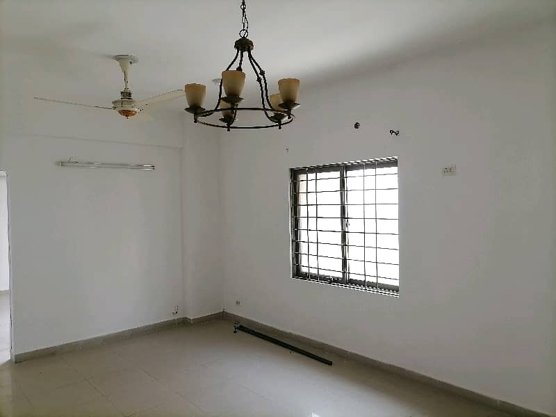 Own A Flat In 10 Marla Lahore 2