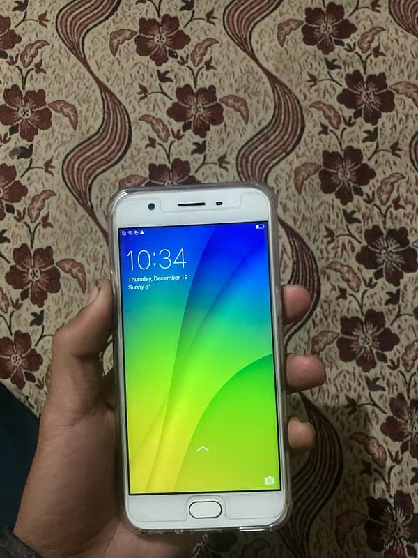 OPPO A57 0