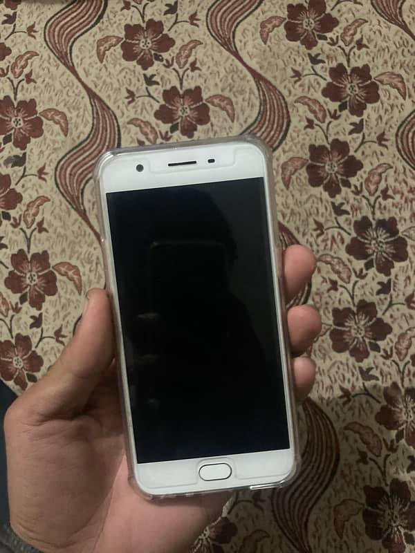 OPPO A57 1