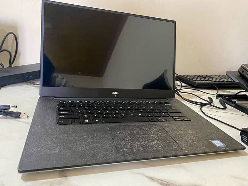 Dell Precision 5530 i7 8th gen h series New lush condition 3