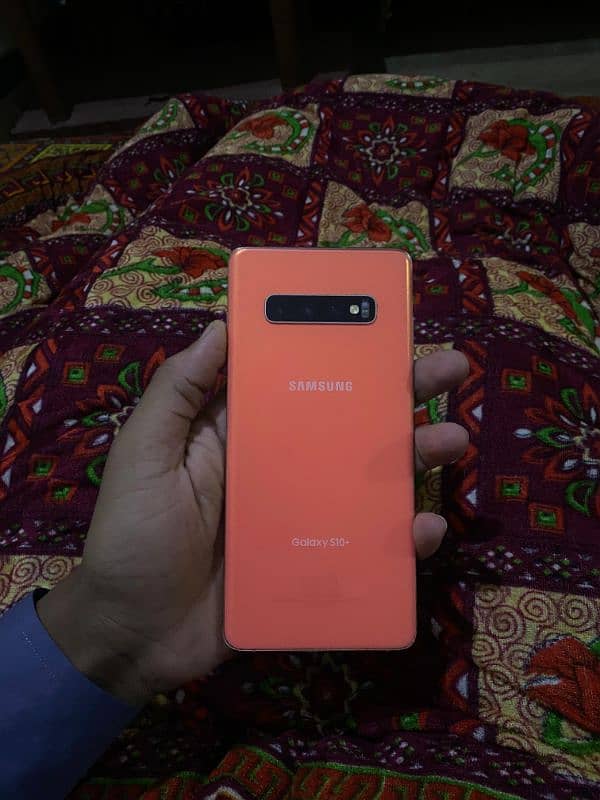 samsung S10plus 8/128 3