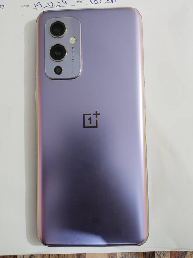 OnePlus 9 8/128 0