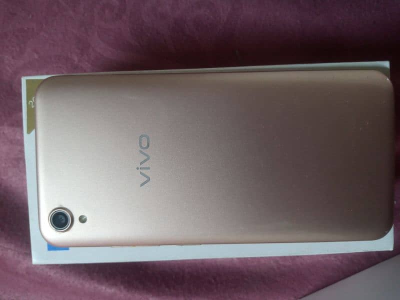 Vivo Y90 6