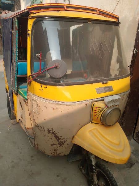 Tez Raftar Rikshaw 2010 0