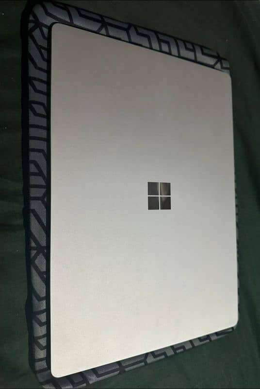 Microsoft surface 2 0