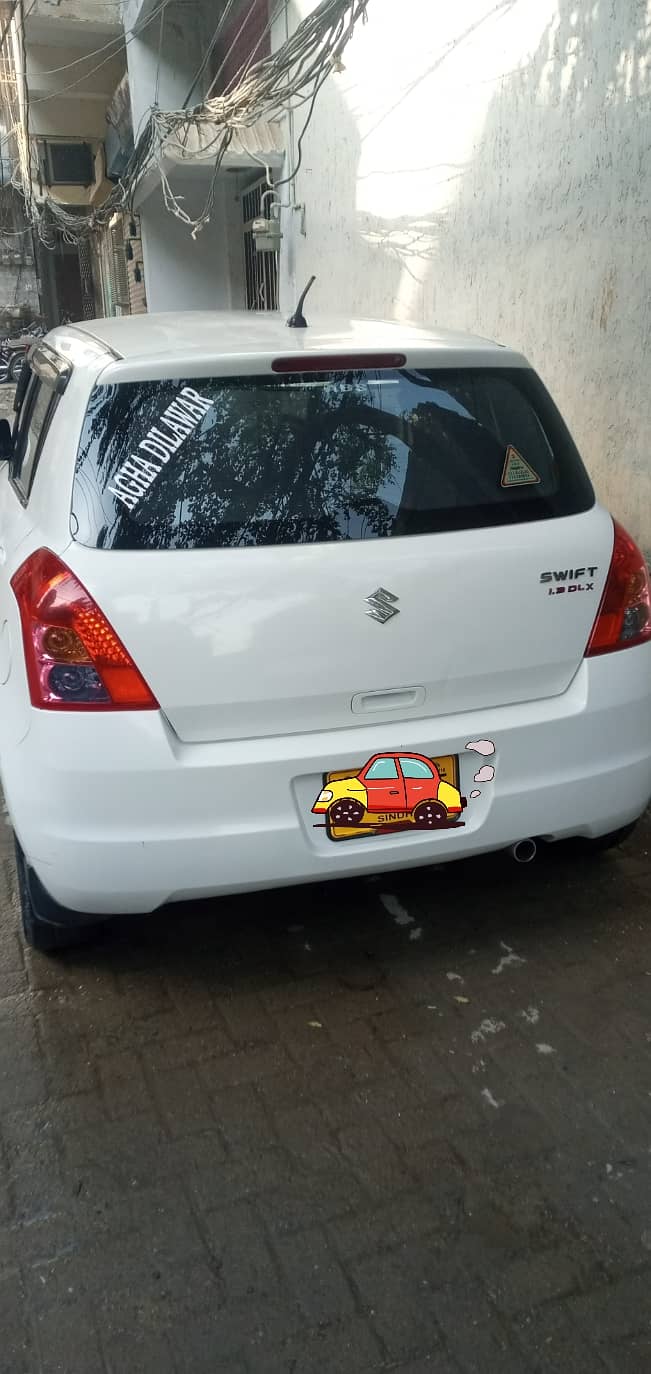 Suzuki Swift 2018 Deluxe 1.3 0