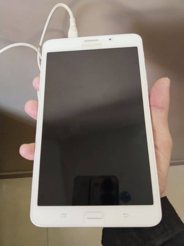 Samsung galaxy tab a (2016) 1