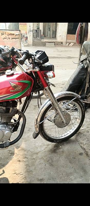 Honda cg 125 2012 model hai 13 ki registration 1