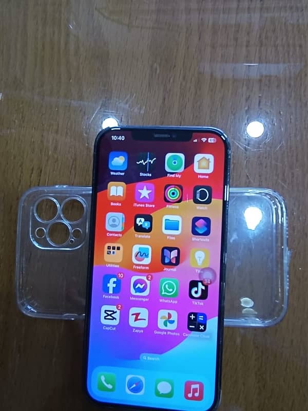 I phone 12 pro max 128 GB 0