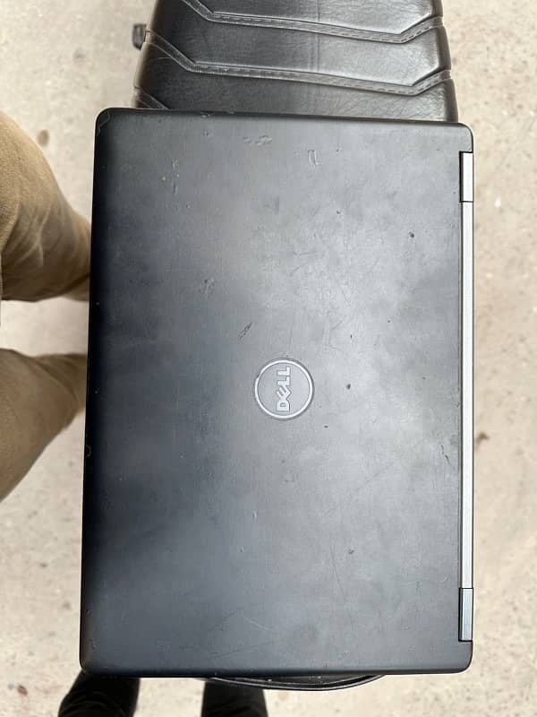 Dell laptop latitude E5450 8gb 256 ssd 4