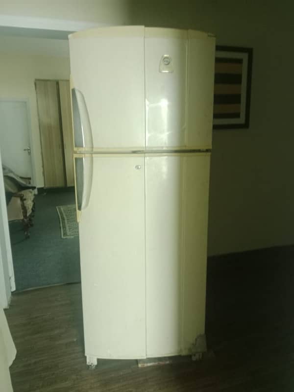 Fridge for sale 0