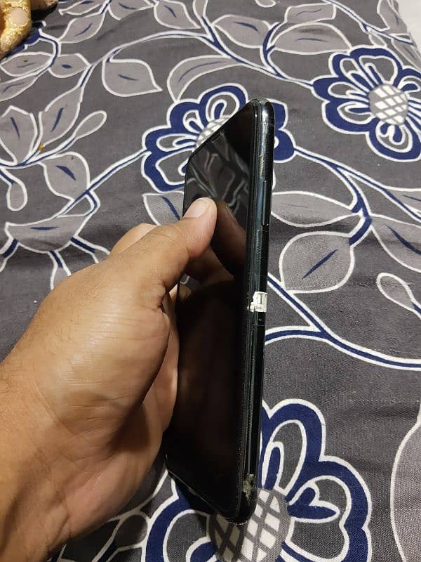 iPhone 11 pro max FU 256gb Non PTA 2