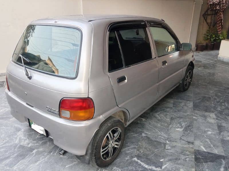 Daihatsu Cuore 2006 5