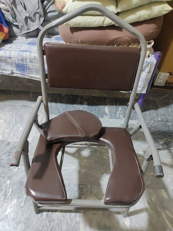 Foldable commode chair toilet chair 2