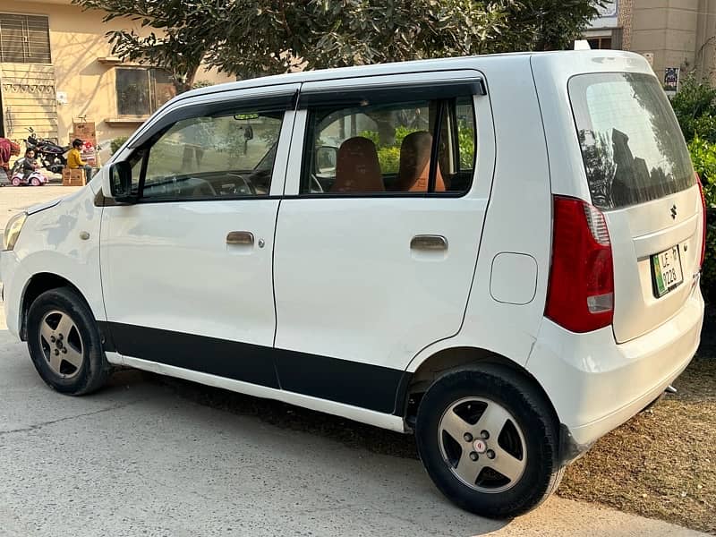 Suzuki Wagon R 2016 3