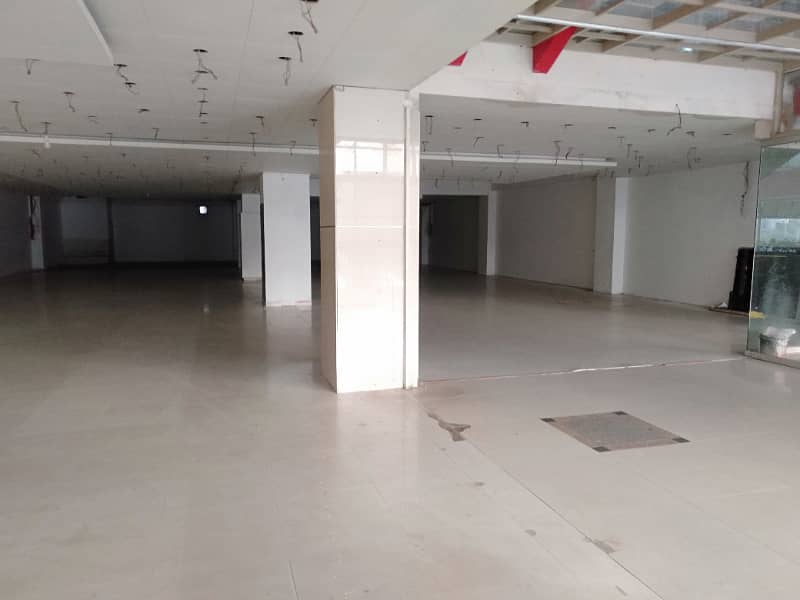 3000 Sq Ft Office Available For Rent On Main Susan Road 7