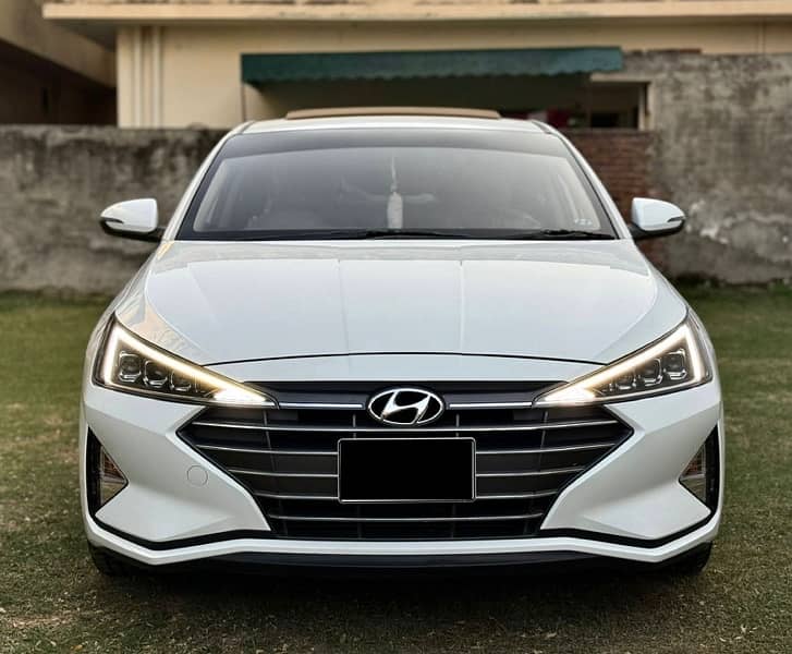 Hyundai Elantra 2023 0