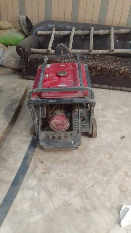 HEAVY DUTY GENERATOR FOR SALE BOTH GAS & PETROL 2