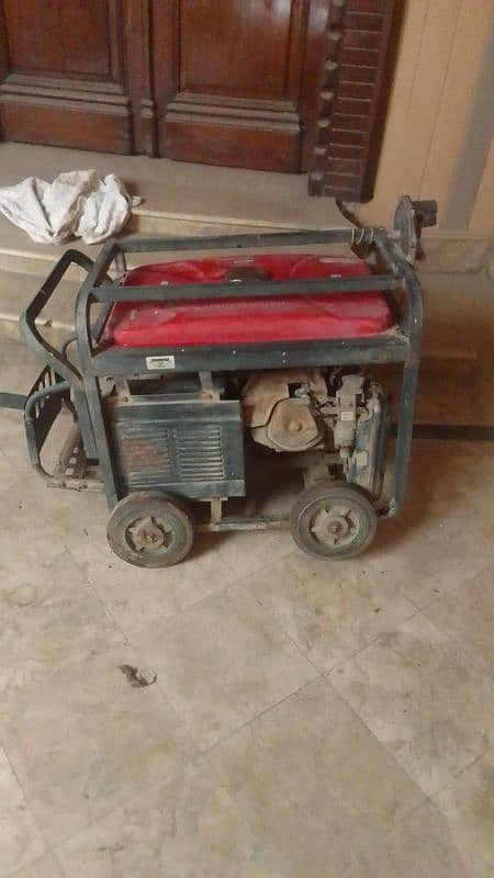 HEAVY DUTY GENERATOR FOR SALE BOTH GAS & PETROL 3