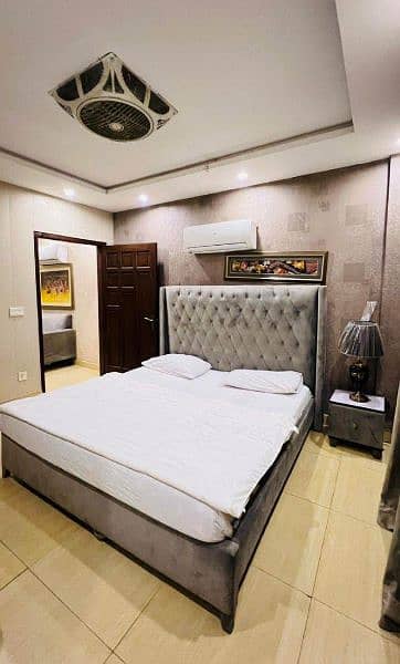 One bed luxury apartment for short stay like(3to4)hours in bahria town 0