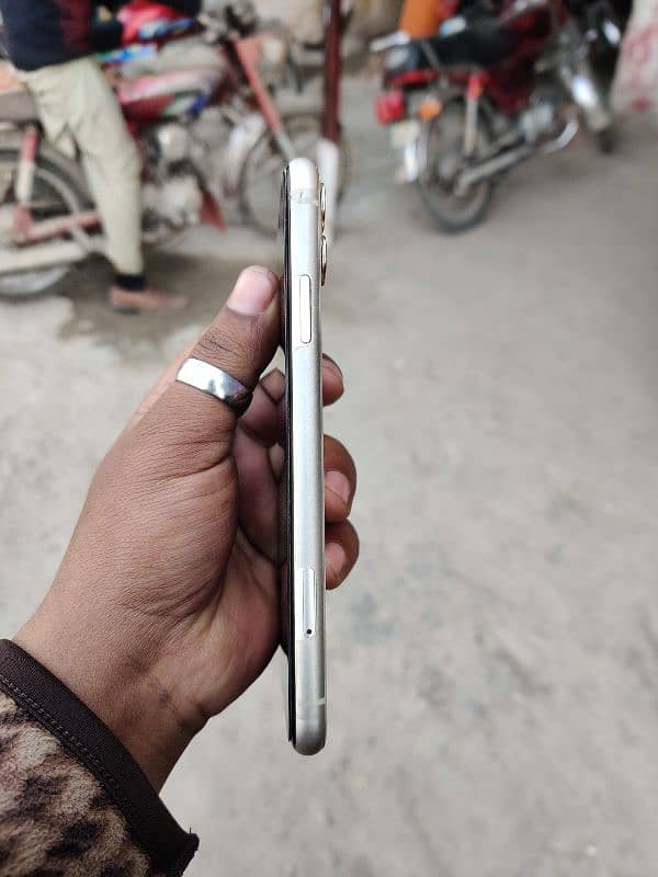 iphone 11 pta approved 3