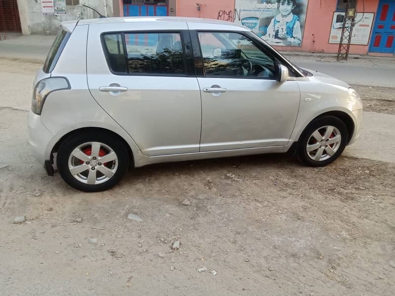 Suzuki Swift 2013 8