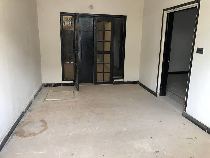 PORTION FOR SALE GULSHAN E IQBAL BLOCK-5 10