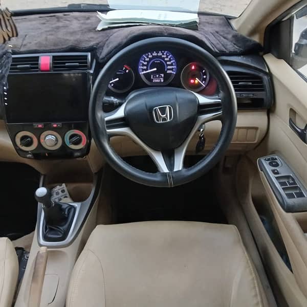 Honda City Aspire 2018 1500cc Manual OWN ENGINE GOOD CONDITION 12