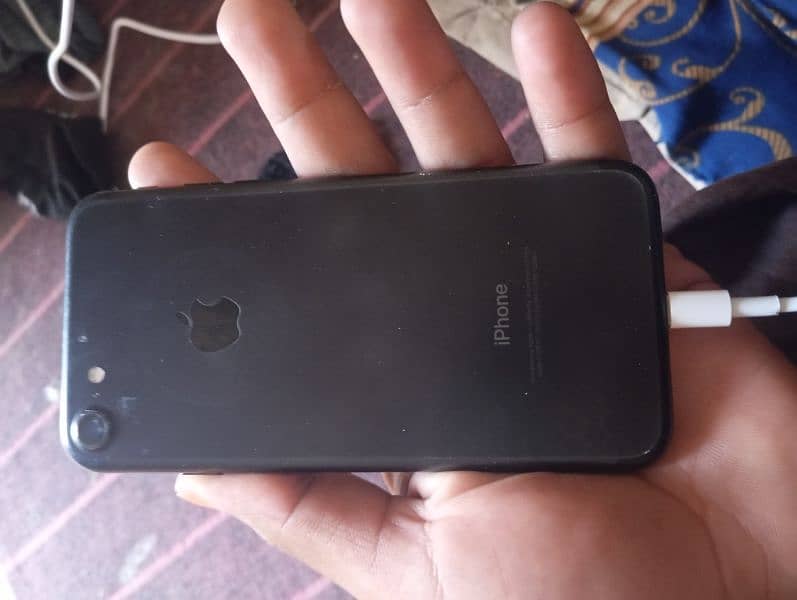 iPhone 7 128 GB RAM battery health 64 urgent for sale 0