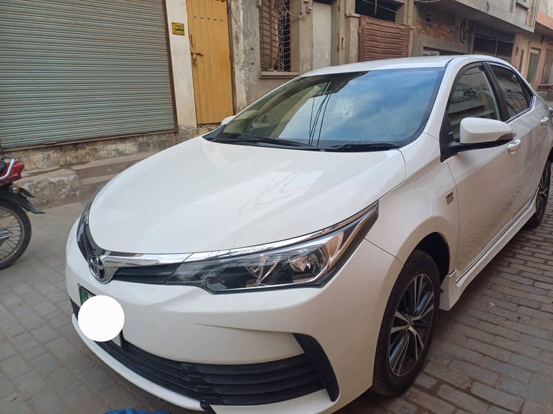 Toyota Corolla Altis 2018 1.6 Altis 1