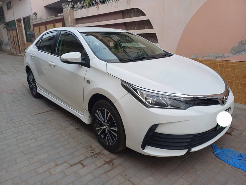 Toyota Corolla Altis 2018 1.6 Altis 3