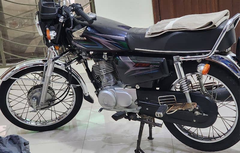 Urgent Sell Honda 125 ( 2023 ) Model 1