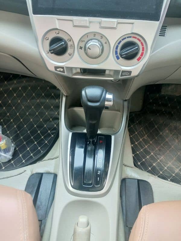 Honda City automatic 1.3 2018 6