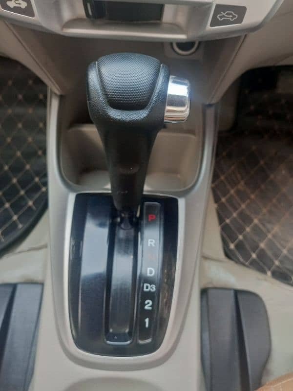 Honda City automatic 1.3 2018 8