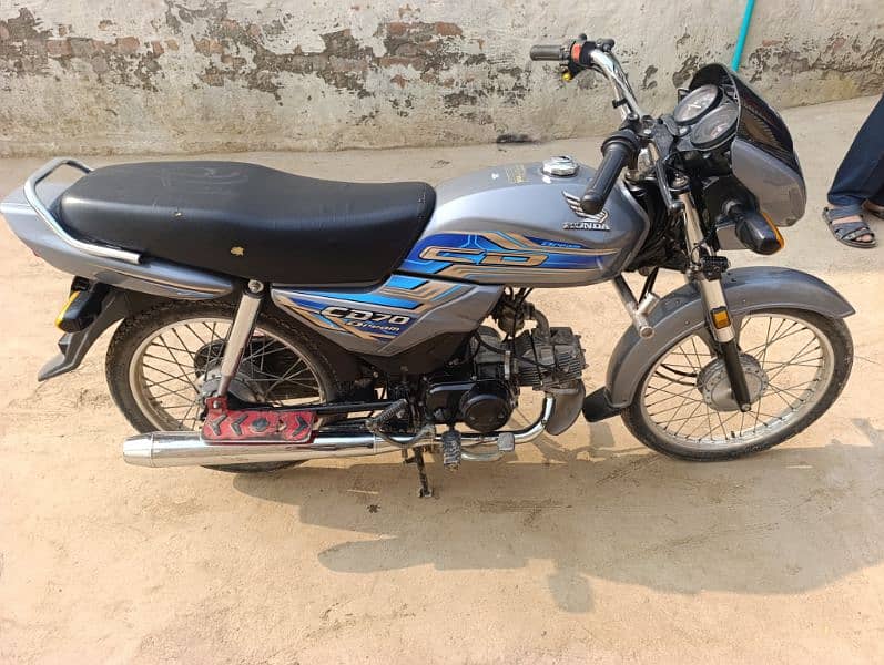 Honda 70 dream 2022 model in good condition 1 hand used 2