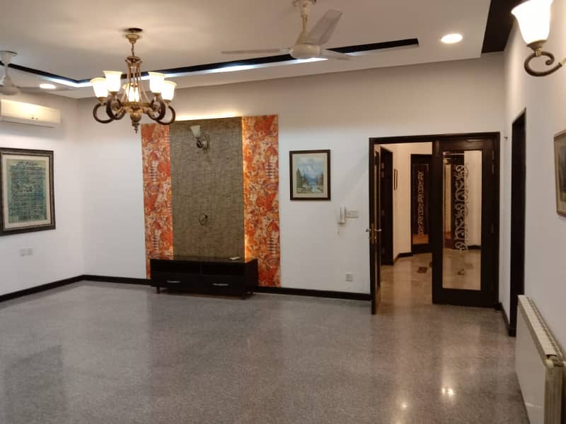 1Kanal New Most Beautiful House Available For Sale DHA Phase 4 1