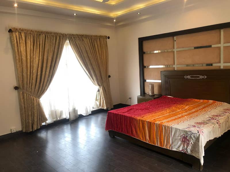 1 Kanal Luxuer Good House Prime Hot For Sale dha Phase3 9