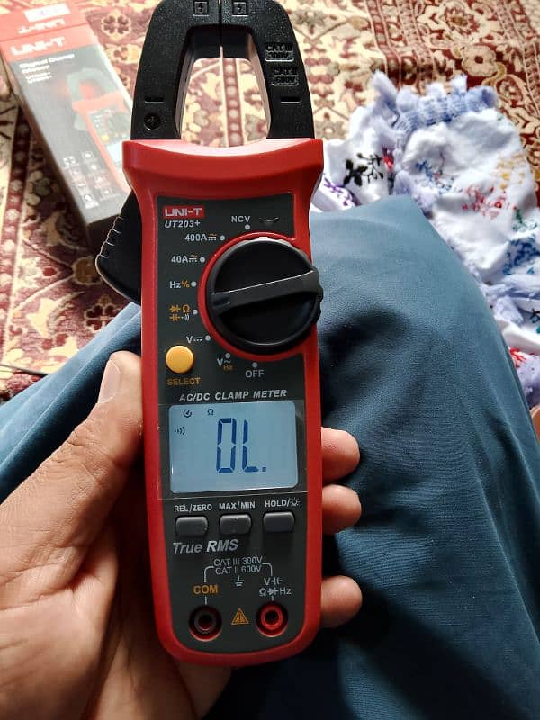 Unit 203+ Ac Dc Clamp Ampare meter 1