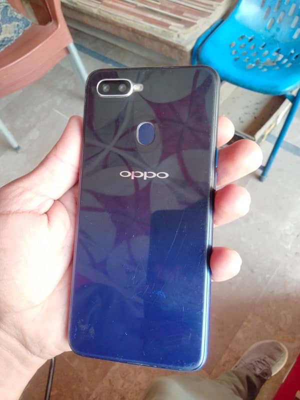 Oppo F9 0