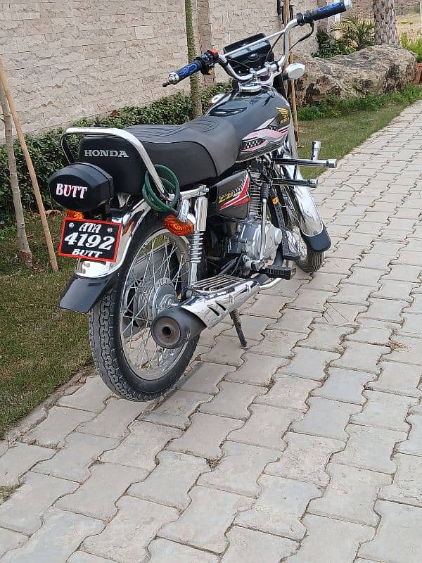 Honda CG 125 good condition 10/10 Punjab Number. . no work Required 2