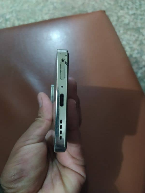 Infinix Note 40 Only Phone 4