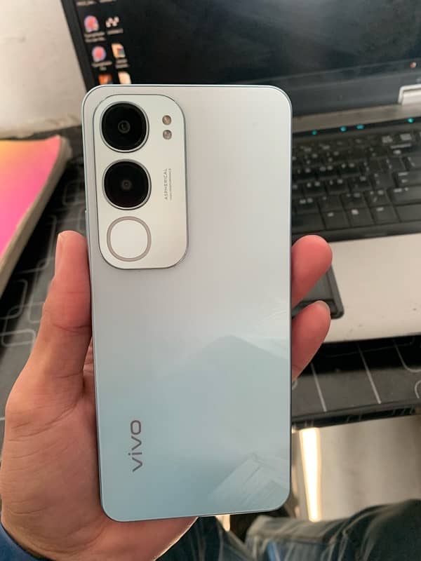 Vivo y19s 7