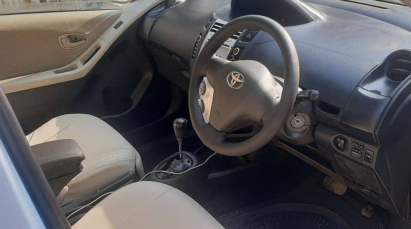 Toyota Vitz 2007 7