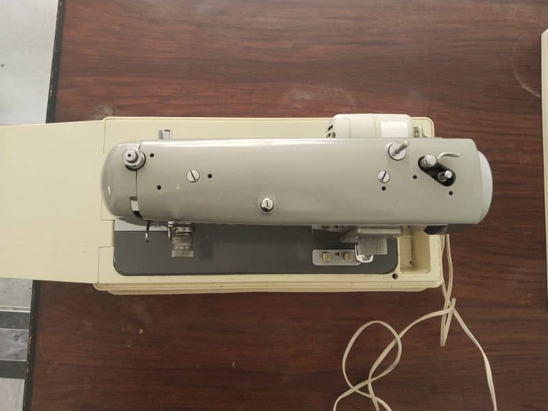 Sewing machine For Sale 5