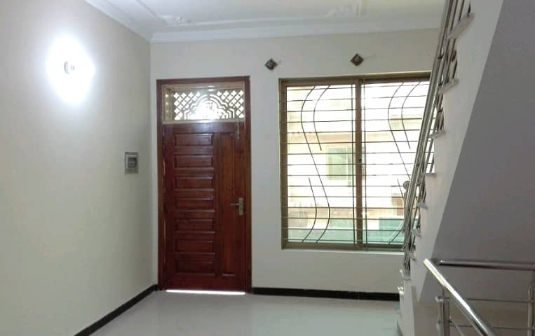 1250 Square Feet House For Sale In G-8/2 2