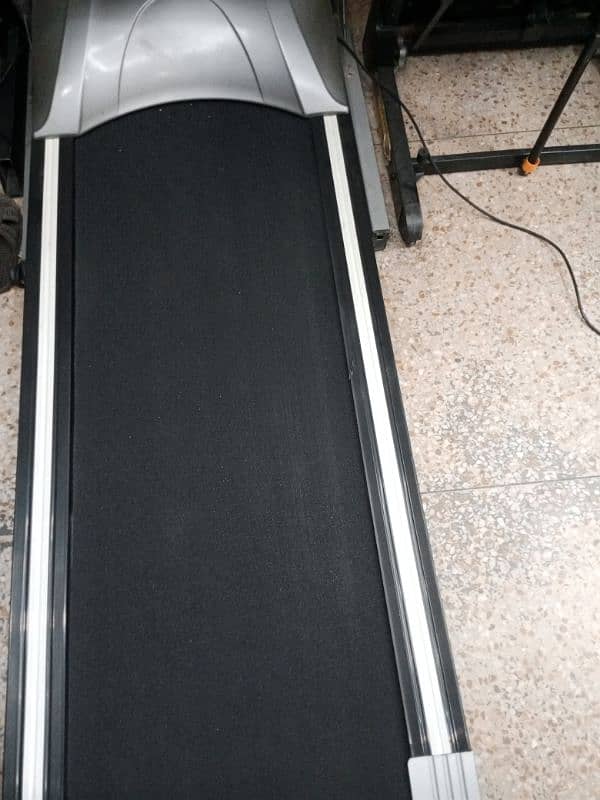 Electric treadmill 1