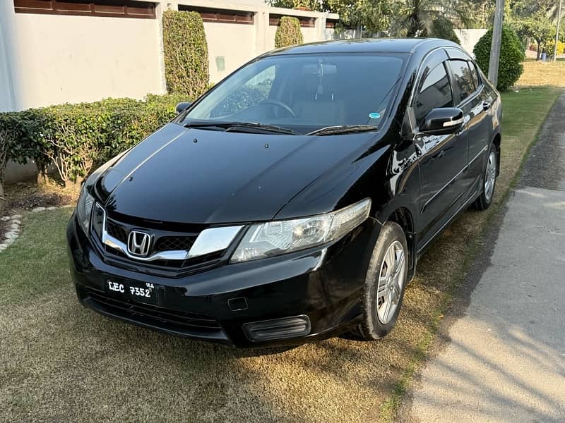 Honda City IVTEC 2018 Automatic Black Genuine Condition 0