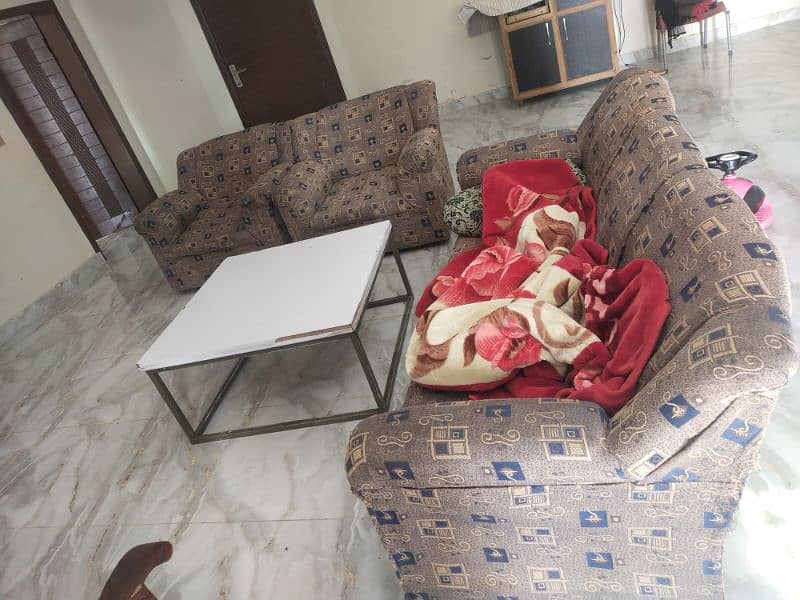 5 seater sofa with iron frame table for sale 2