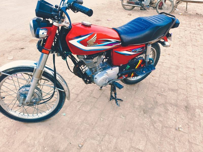 Honda CG125 2015 Lush Condition 10/10 2