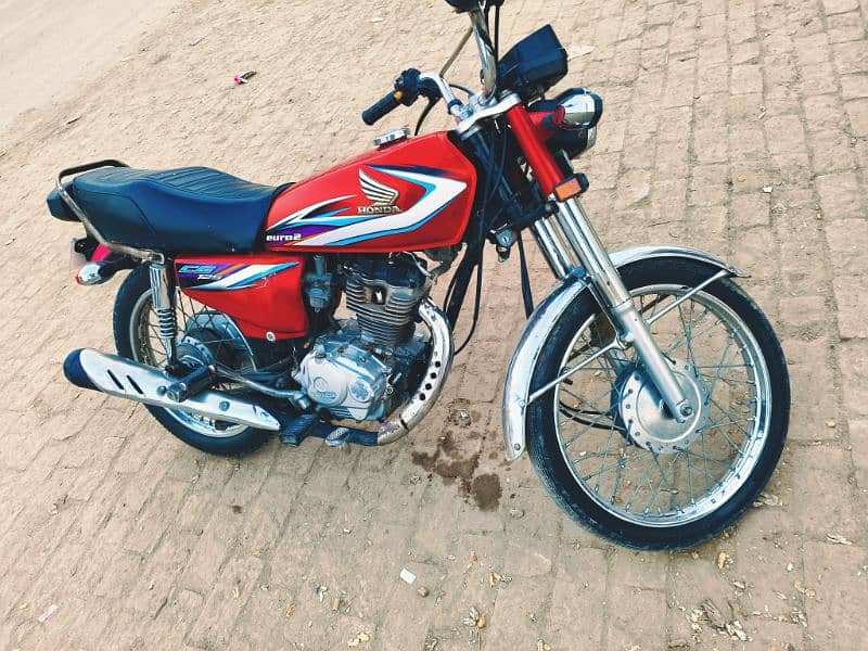 Honda CG125 2015 Lush Condition 10/10 4